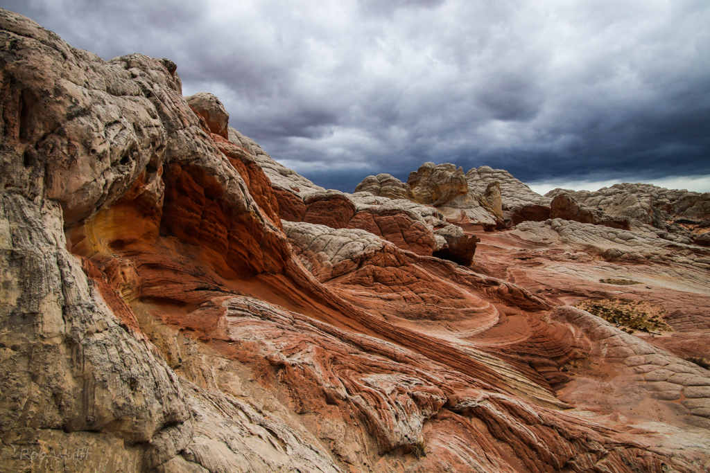 stormy sky photography at White Pocket